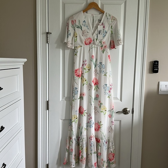 Twisted Wunder Maternity Floral Print Dress NWT - Picture 2 of 10